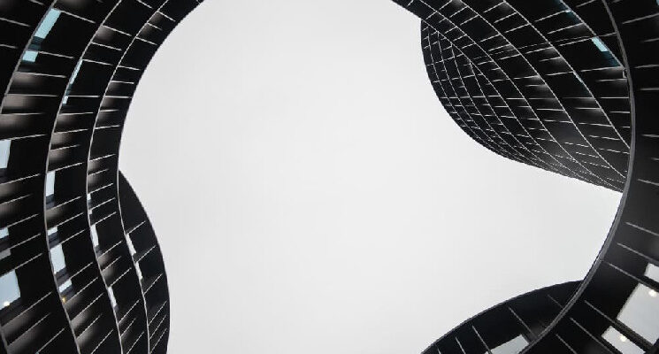 Polygon’s Courtyard достиг 42,66 млн долларов на торгах по мере роста популярности NFT